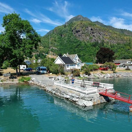 Dalsoren Camping Og Hytter Luster Bagian luar foto